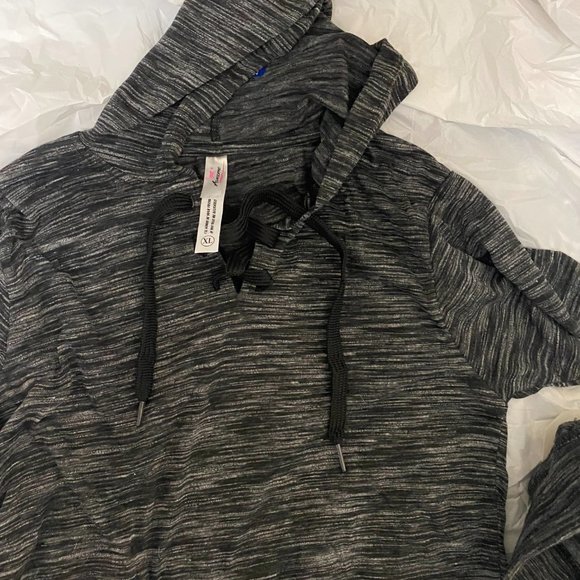 2-piece Myrtle Beach wear cropped hoodie and pants - Picture 4 of 5